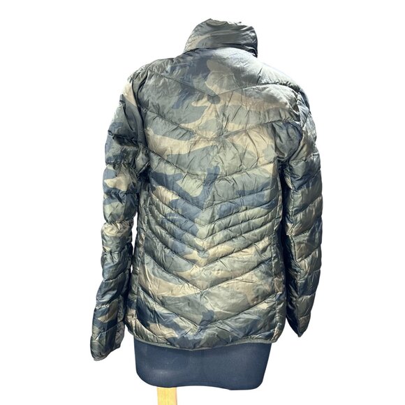 Abercrombie & Fitch Camo Puffer Jacket M Water & Wind Resistant Down Insulated G - Picture 3 of 14